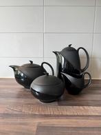 Wedgwood black basalt lunar shape 225 thee en koffie servies, Ophalen of Verzenden