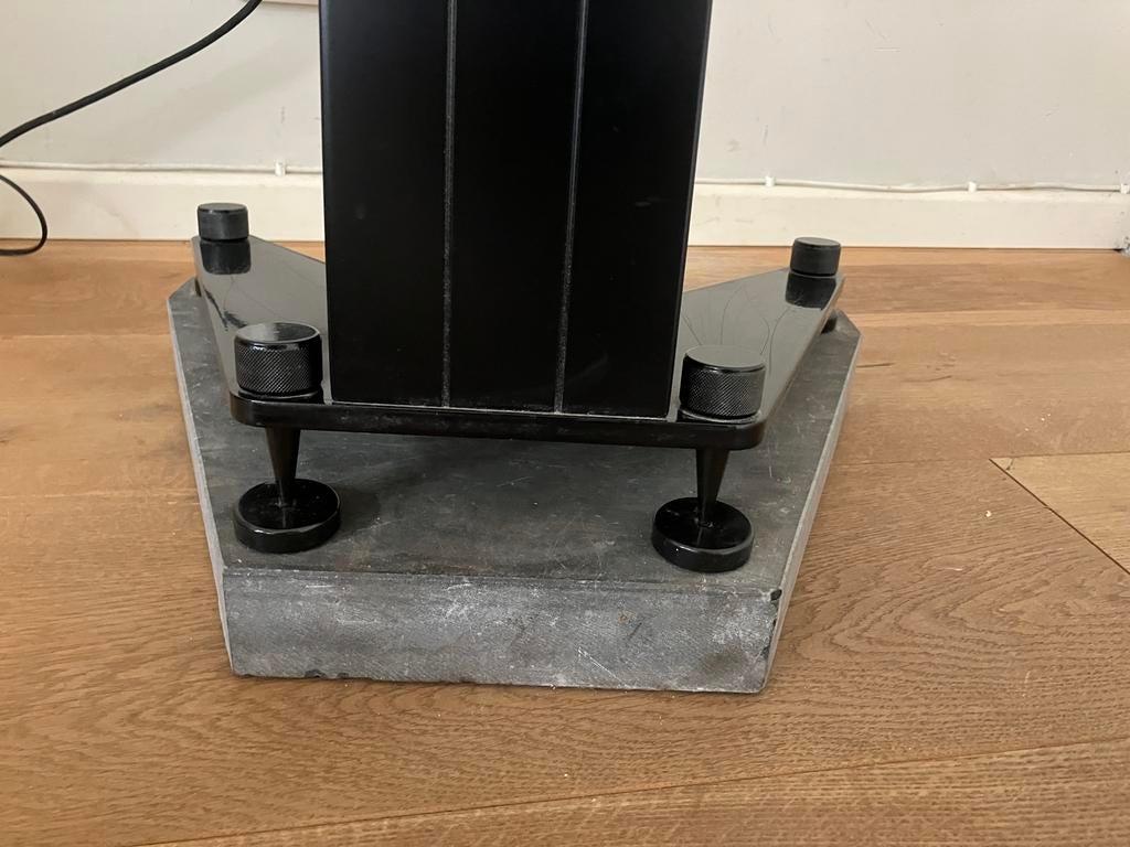 Natuurstenen platen voor speakers (Sonus Faber Auditor M), Ophalen, Zo goed als nieuw