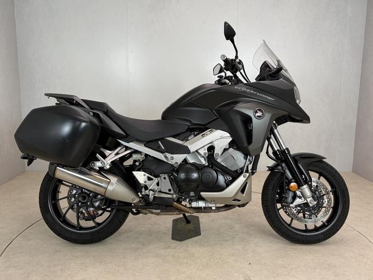 Honda VFR 800 XF CROSS RUNNER (bj 2015), Motoren, Motoren | Honda, Bedrijf, Toermotor, meer dan 35 kW