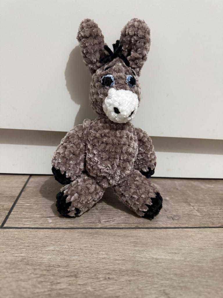 Handmade Crochet Donkey – Soft Plush Amigurumi Toy, Ophalen of Verzenden, Nieuw, Overige typen
