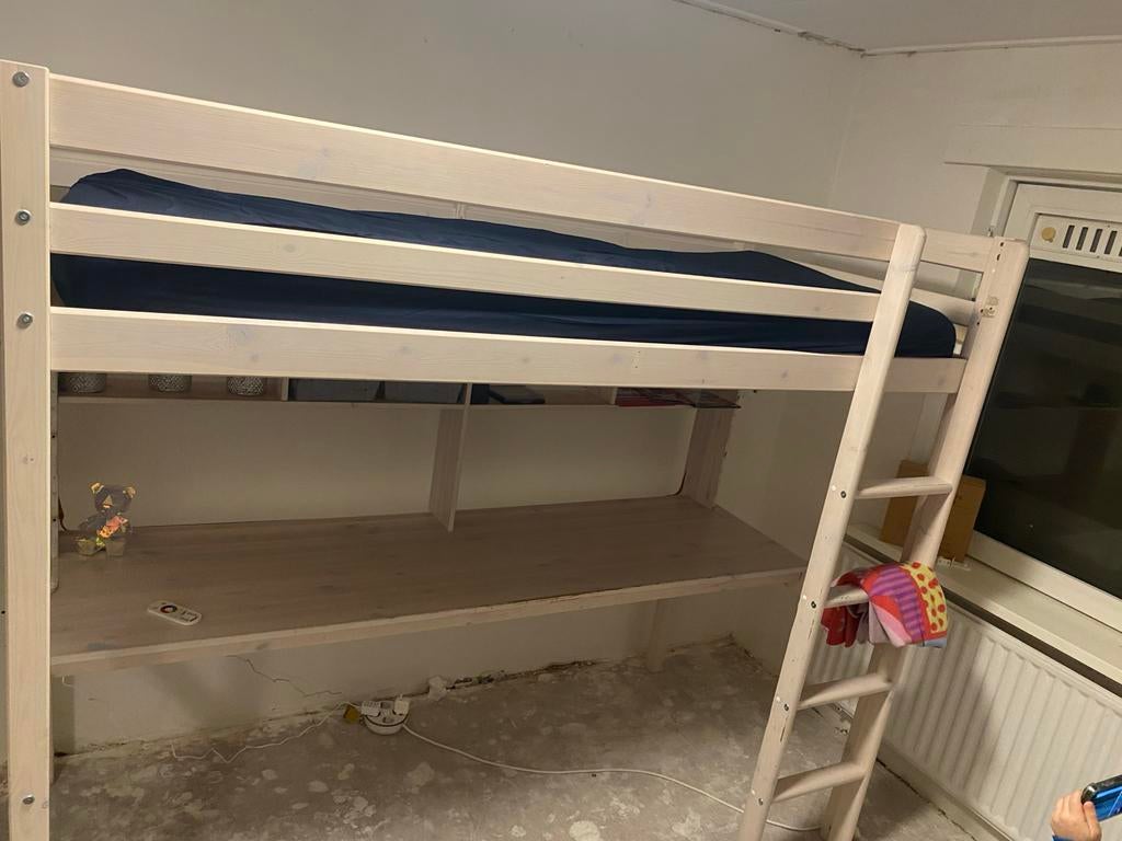 Hoogslaper met bureau zsm ophalen, Ophalen of Verzenden, Gebruikt, Hoogslaper