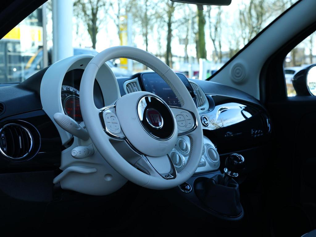 Fiat 500 1.0 Hybrid Lounge, Voorwielaandrijving, Stof, Euro 6, 4 stoelen