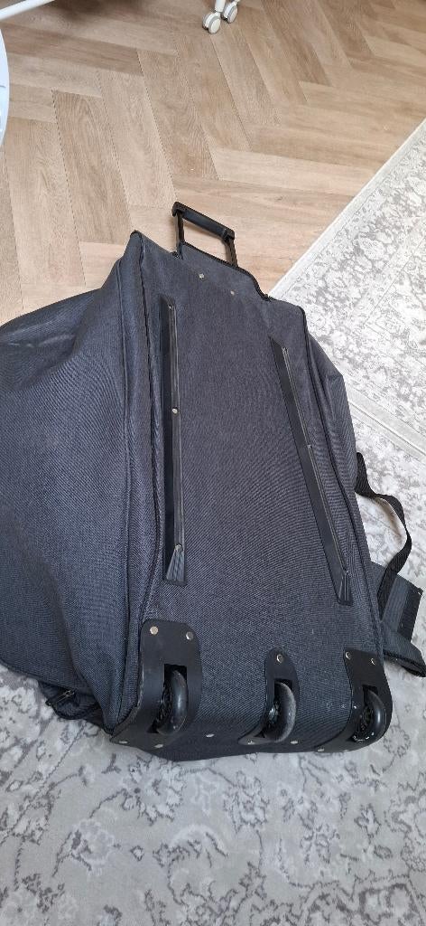 Reis koffer, Sieraden, Tassen en Uiterlijk, Koffers, Ophalen, Overige materialen, Wieltjes, Zo goed als nieuw