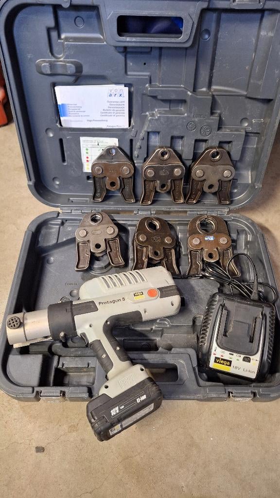 Viega Pressgun 5 Accu perstang persapparaat Met 6 bekken!!!, ., Ophalen of Verzenden, Zo goed als nieuw, .