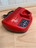Milwaukey  C 12 C Li- Ion oplader 12 volt, Doe-het-zelf en Verbouw, Gereedschap | Machine-onderdelen en Toebehoren, Ophalen of Verzenden