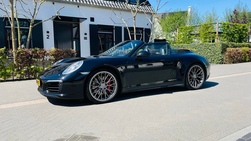 Porsche 911 Carrera 4S Cabrio  (991.2 - mod 2017) - APPROVED, Auto's, Porsche, Cabriolet, 4 stoelen, Zwart, 2981 cc