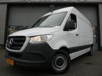 Mercedes-Benz Sprinter 215 CDI L2H2 Airco, Camera, Navigatie, Stof, 4 cilinders, 150 pk, Wit