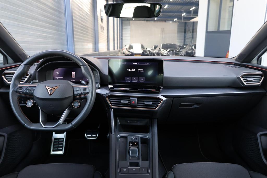 CUPRA Leon 2.0 TSI VZ 300+PK LED/VIRTUAL/SFEER/PANO/HALF LEE, Auto's, Cupra, 77 km/l, Gebruikt, 4 cilinders, 1984 cc