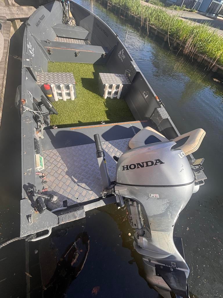 Boot 5 mtr (aluminium) met Motor, Watersport en Boten, Vis- en Consoleboten, 10 tot 30 pk, Gebruikt, Aluminium, Ophalen of Verzenden