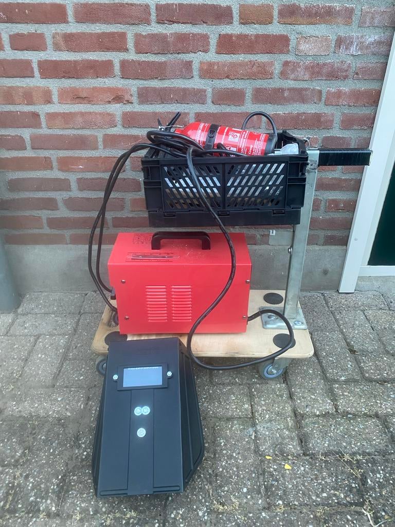 Krachtige TWM-45/140 lasapparaat met accessoires, Ophalen of Verzenden, Nieuw, 150 tot 250 ampère, Elektroden