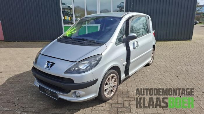 Portier 2Deurs links van een Peugeot 1007, Auto-onderdelen, Carrosserie en Plaatwerk, Deur, Peugeot, Gebruikt, 6 maanden garantie