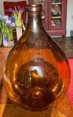 Decoratieve bruine glazen bolfles, Ophalen, Gebruikt