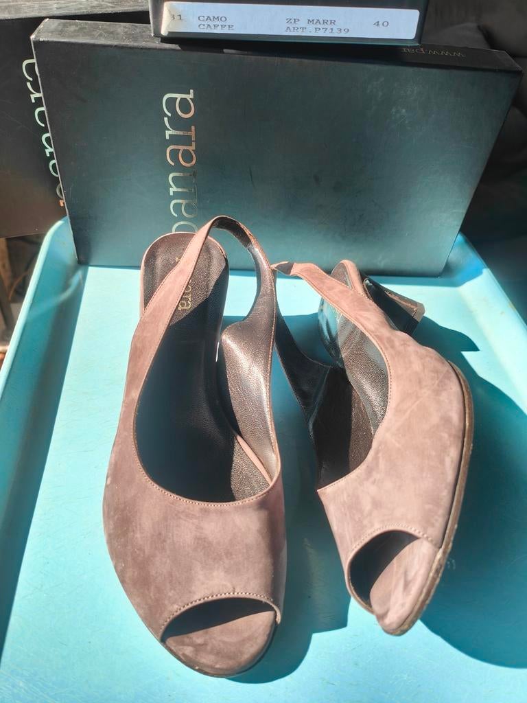 Damesschoenen met hakje. Panara. Maat 40. Kleur Camo Caffe, Ophalen of Verzenden, Zo goed als nieuw
