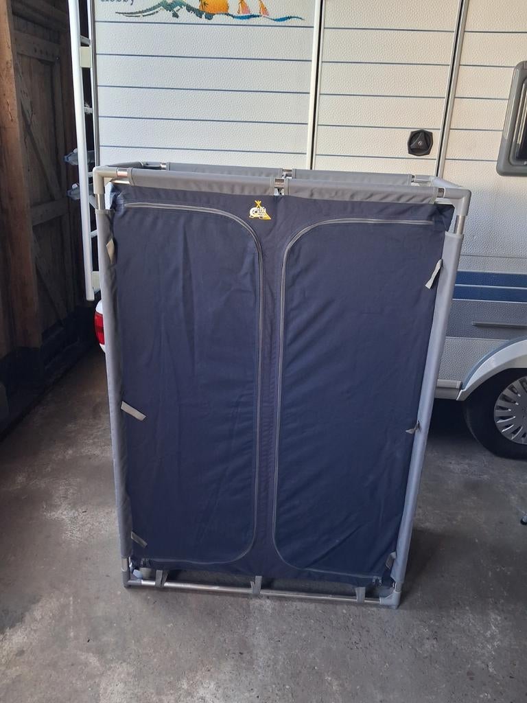 Campingkast  hangen legkast, Ophalen, Zo goed als nieuw, Campingkast