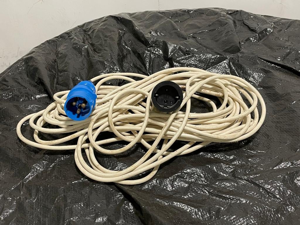 CEE verlengkabel, Ophalen, Gebruikt