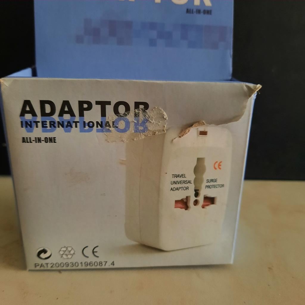 Universele Reisadapter - All-in-One Wereldstekker, Ophalen of Verzenden, Nieuw