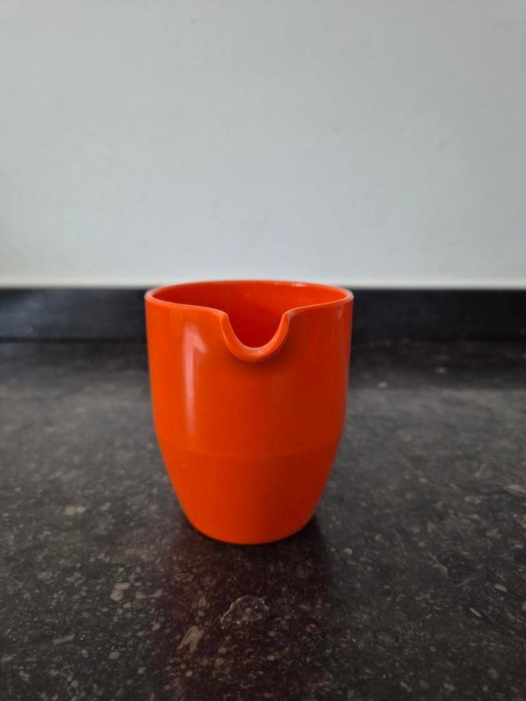 Vintage oranje melkkannetje, Verzamelen, Ophalen of Verzenden, Huis en Inrichting