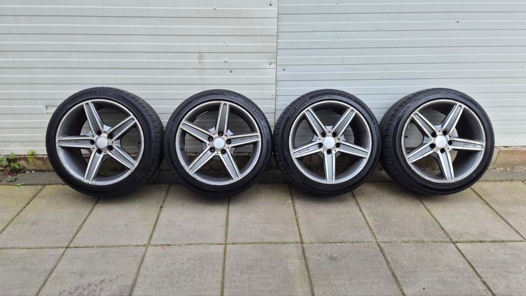 Velgen met bijna nieuwe banden 112 18 inch 245/40/18, Auto-onderdelen, Banden en Velgen, Ophalen, 18 inch, 245 mm, Band(en)