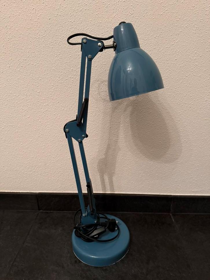 Blauwe buro lamp., Huis en Inrichting, Lampen | Tafellampen, Zo goed als nieuw, Minder dan 50 cm, Metaal, Ophalen of Verzenden