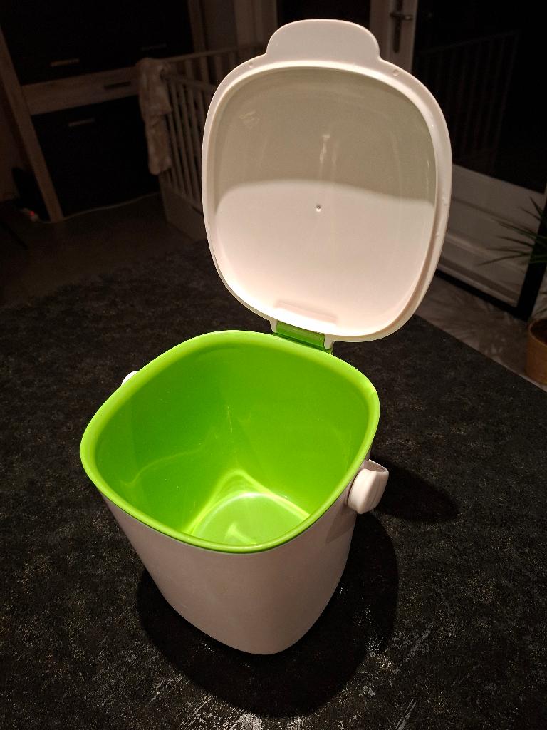 OXO GFT emmertje met afneembare deksel, Huis en Inrichting, Keuken | Keukenbenodigdheden, Ophalen of Verzenden, Zo goed als nieuw