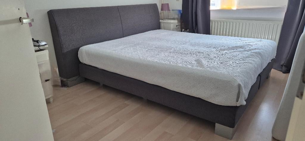 Bed 180x210 boxspring antraciet, Ophalen, Gebruikt, Overige kleuren, 210 cm