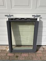VELUX GGU MK04 Kunststof Dakraam 78x98 HR++ Veiligheidsglas, Ophalen, Dubbelglas, Minder dan 80 cm, 80 tot 120 cm