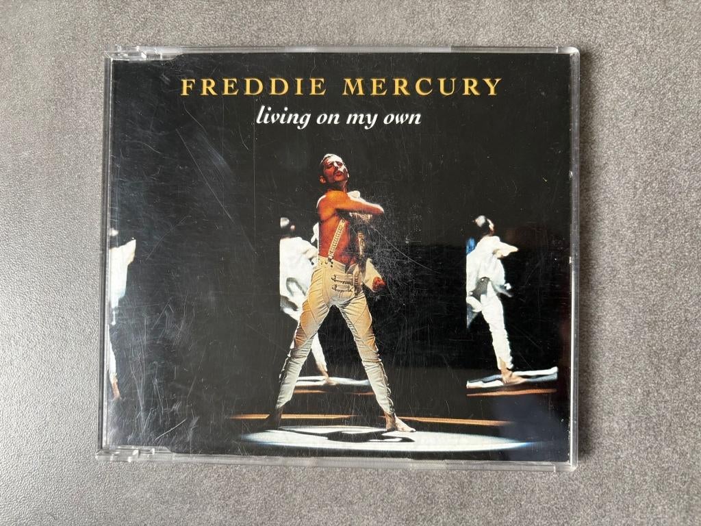 Freddie Mercury (Queen) - Living On My Own, leuke maxi cd, Cd's en Dvd's, Cd's | Rock, Gebruikt, Poprock, Ophalen of Verzenden