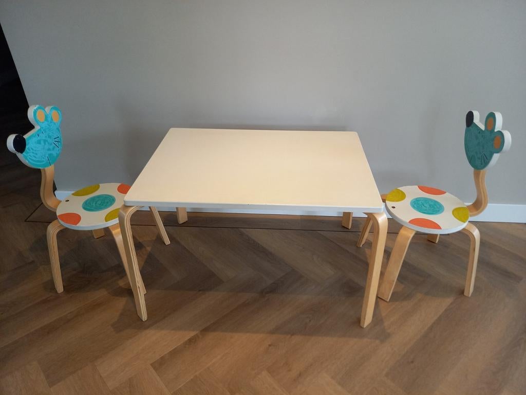 Niño & Ideas Kinderset: Tafel met 2 Muizen Krukjes, Ophalen, Gebruikt, Tafel(s) en Stoel(en)