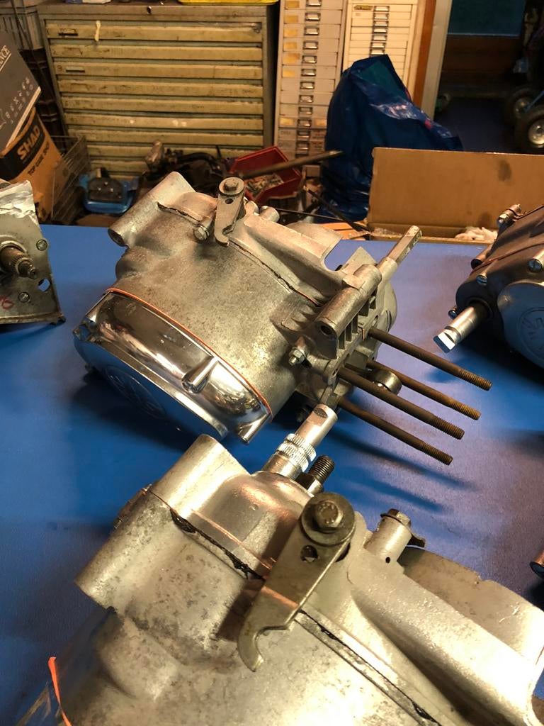 KREIDLER MOTORBLOK 5-BAK DIRECT MET GARANTIE 2 STUKS, Fietsen en Brommers, Brommeronderdelen | Kreidler, Zo goed als nieuw, Blok