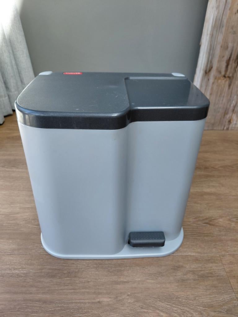 Curver dubbele prullenbak met pedaal, Ophalen, Kunststof, Gebruikt, Met pedaal