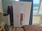 Ikea kledingkast 3deurs, Huis en Inrichting, Ophalen, Zo goed als nieuw