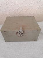 Oude metalen geldkist, Minder dan 50 cm, Gebruikt, 50 tot 100 cm, Ophalen of Verzenden