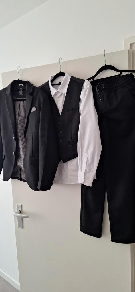 4-delig kinder kostuum maat 158, Kinderen en Baby's, Kinderkleding | Maat 158, Ophalen of Verzenden