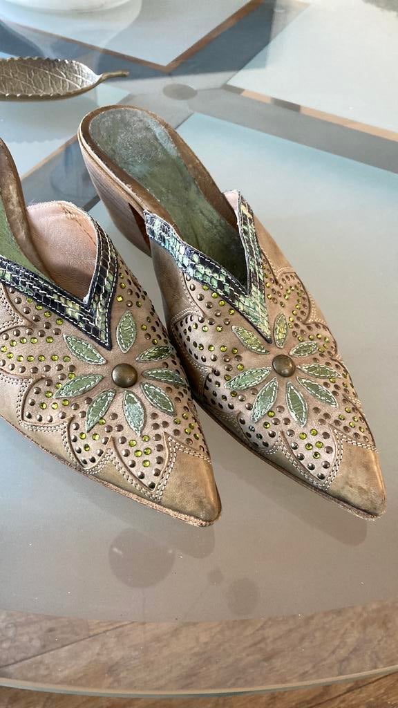 Dames muiltjes met platte hak 39 zgan geheel leder, Ophalen of Verzenden, Zo goed als nieuw, Zwart, Sandalen of Muiltjes