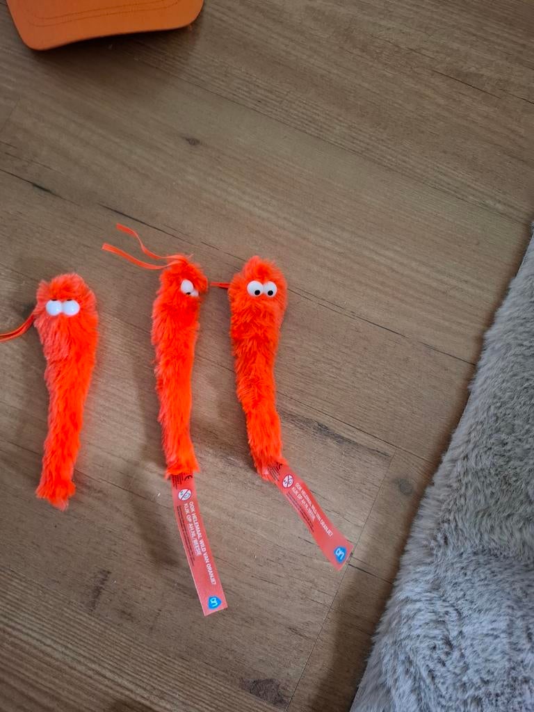 Drie oranje wuppies, Verzamelen, Ophalen of Verzenden