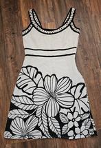 Steps prachtige zwart witte jurk mt 36 in zeer goede staat, Ophalen of Verzenden, Zo goed als nieuw, Maat 36 (S), Zwart