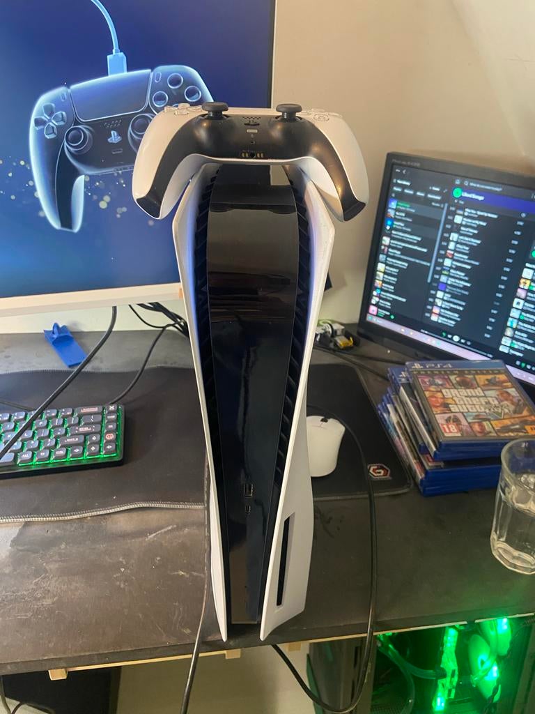 PS5 disc met controller, Spelcomputers en Games, Ophalen of Verzenden, Gebruikt, Playstation 5