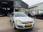 Opel Astra 1.4 Essentia APK/AIRCO/CRUISE/NAP/TREKHAAK, Auto's, Opel, 47 €/maand, Origineel Nederlands, Te koop, Zilver of Grijs