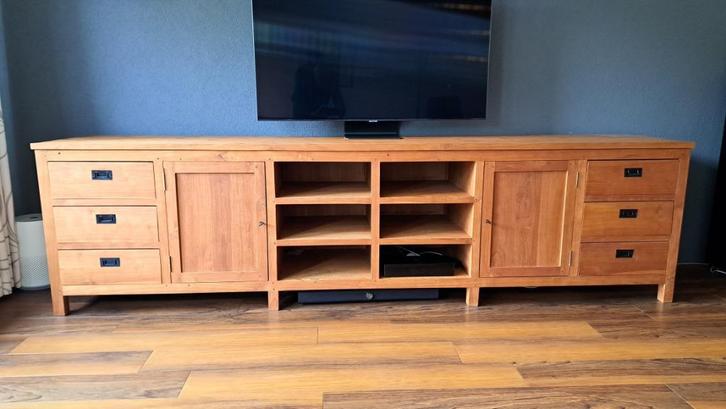 Dressoir massief old teak, Huis en Inrichting, Kasten | Dressoirs, Zo goed als nieuw, 200 cm of meer, 50 tot 75 cm, Met lade(s)