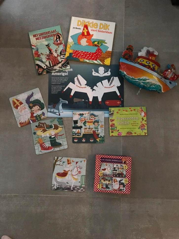 Leuk Sinterklaaspakket te koop met o.a. boekjes en puzzels, Diversen, Sinterklaas, Ophalen of Verzenden