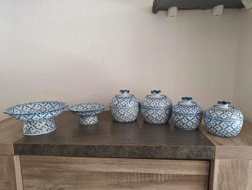 Vintage Aziatisch Servies Potten Met Deksel Bonbonschalen beschikbaar voor biedingen