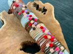 Partij 45 armbanden 18 cm glaskraal met roosjes ibiza, Ophalen of Verzenden, Nieuw, Overige kleuren