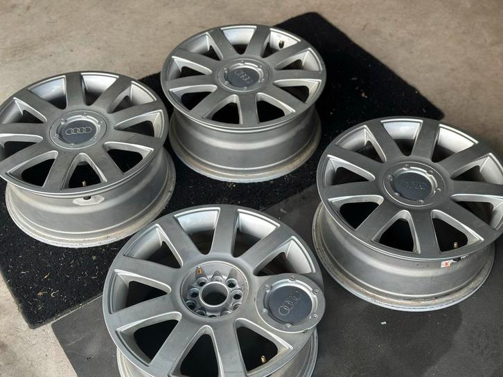 Audi 17 inch lichtmetalen velgen – Set van 4 stuks, Auto-onderdelen, Banden en Velgen, Velg(en), Zomerbanden, 17 inch, Personenwagen