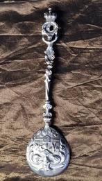 Decoratief gegoten lepel in apostel stijl, Antiek en Kunst, Ophalen of Verzenden, Zilver