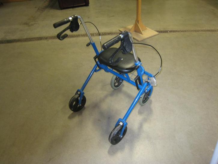 Provo rollator blauw, Diversen, Verpleegmiddelen, Gebruikt