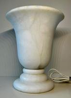 Albast tafellamp, Huis en Inrichting, Lampen | Tafellampen, Ophalen of Verzenden, Gebruikt, Overige materialen, Minder dan 50 cm