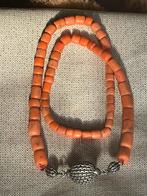 Halsketting 100% echte Bloedkoralen . Dik Zilveren Slot, Sieraden, Tassen en Uiterlijk, Antieke sieraden, Ophalen of Verzenden