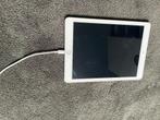 Apple iPad  2017 5th generation, Computers en Software, Apple iPads, Gebruikt, Apple iPad, 64 GB, Wi-Fi en Mobiel internet