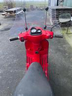 Vespa rood S 50.4t blauw kenteken, Fietsen en Brommers, Brommers | Vespa, Ophalen, Gebruikt, Maximaal 25 km/u, Overige modellen