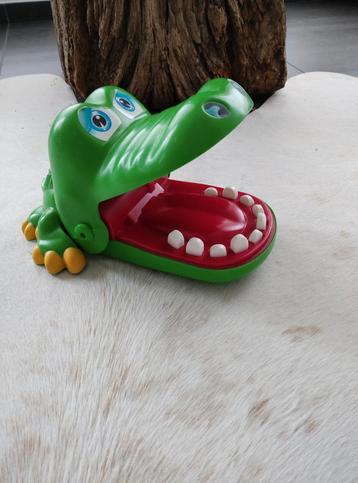 Hasbro Krokodil met Kiespijn - Leuk gezelschapsspel! beschikbaar voor biedingen